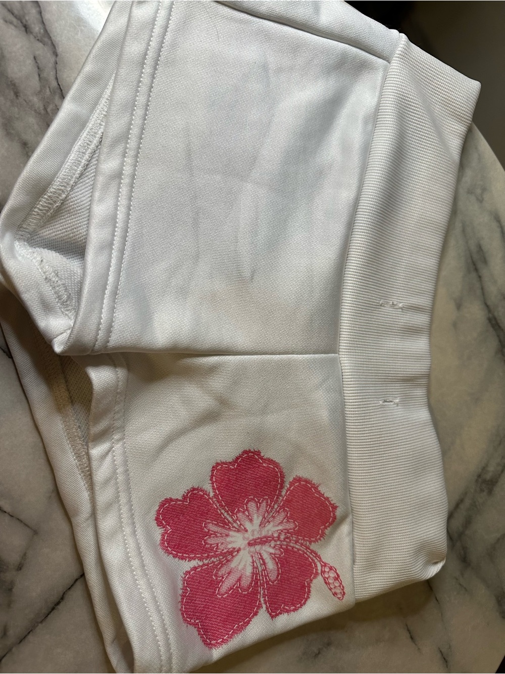 High-Waist White Women's Shorts with Pink Floral Accent